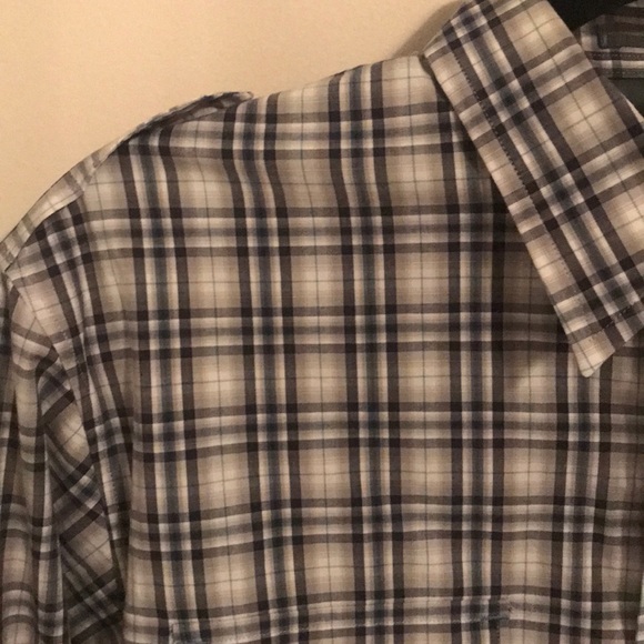 Banana Republic Men’s Dress Shirt - Picture 3 of 10